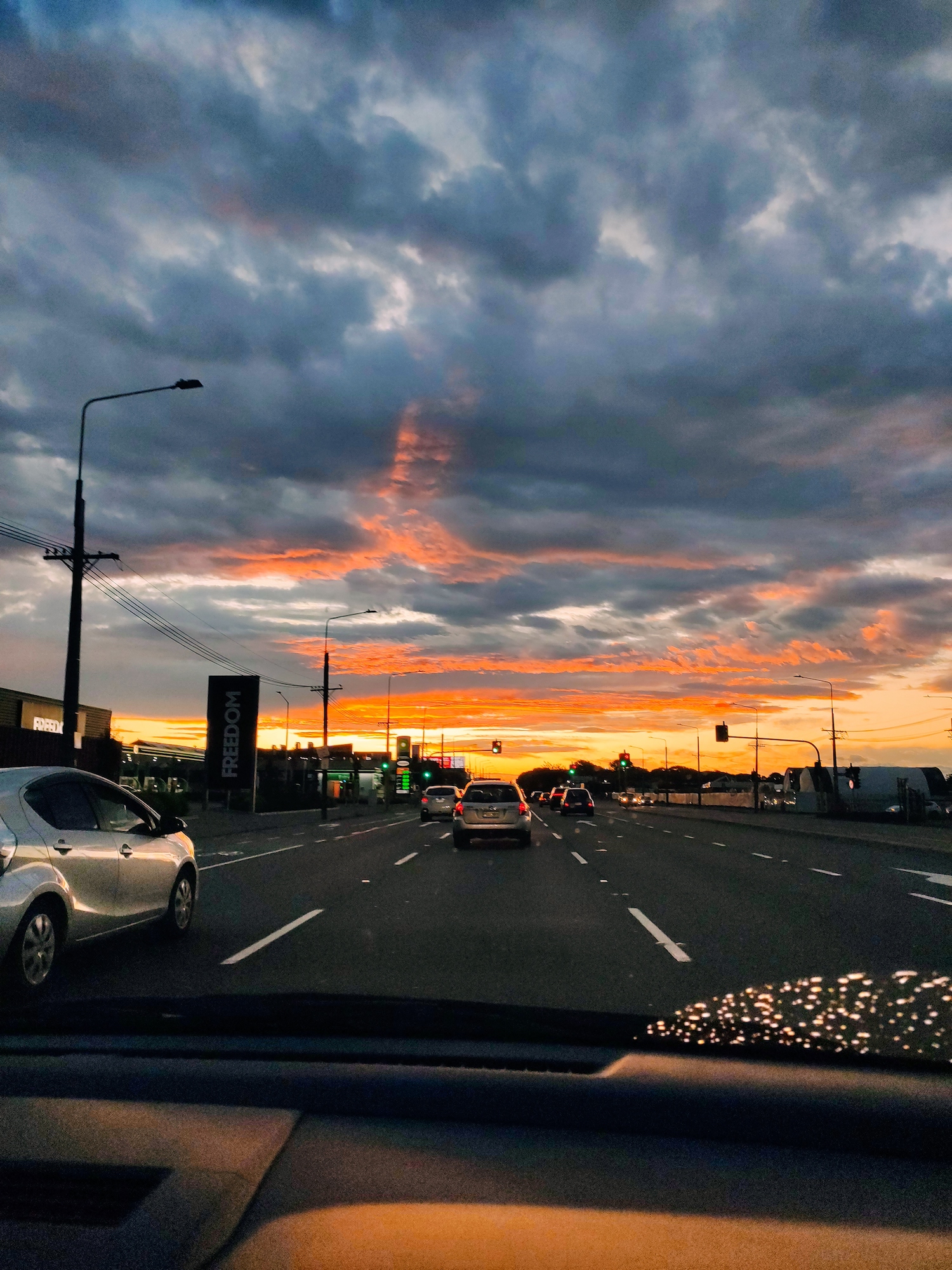 Driving in Moorhouse (Antigua traffic lights), Ōtautahi Christchurch.